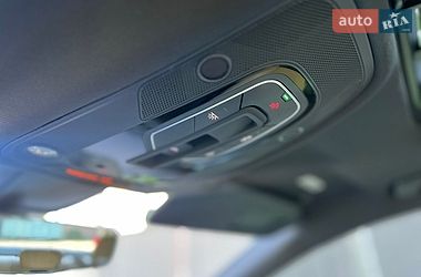 Седан Audi A4 2022 в Мукачевому