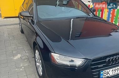 Седан Audi A4 2013 в Ровно