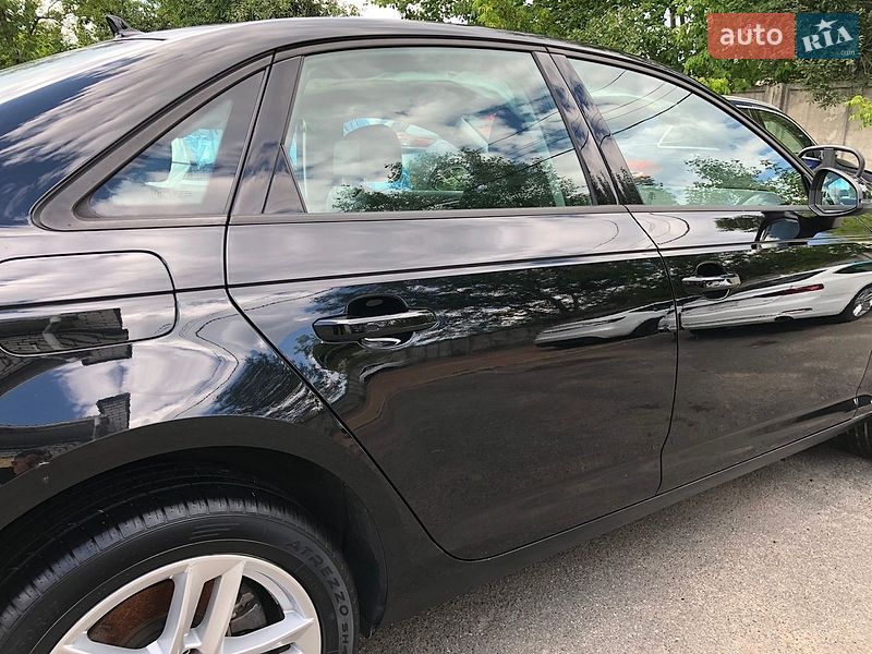 Седан Audi A4 2017 в Ирпене