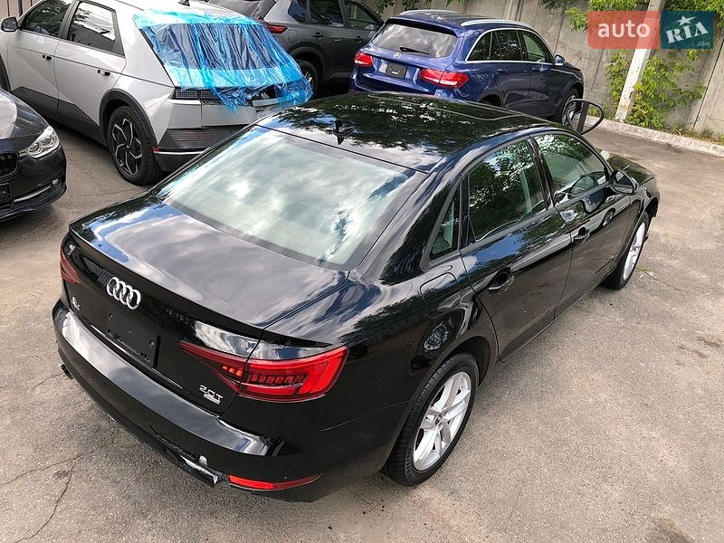 Седан Audi A4 2017 в Ирпене