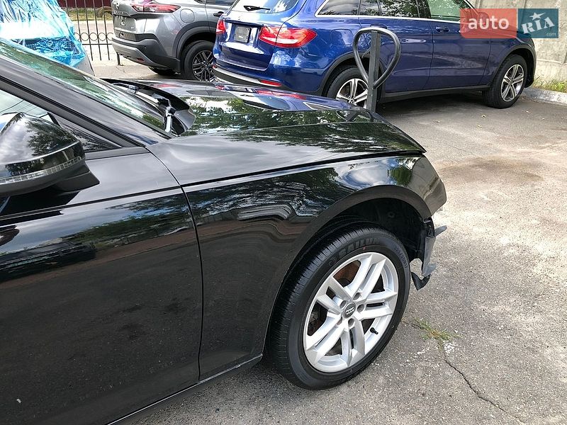 Седан Audi A4 2017 в Ирпене