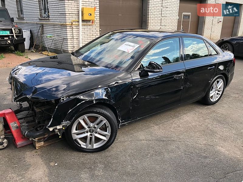 Седан Audi A4 2017 в Ирпене