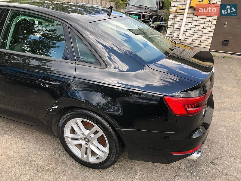 Седан Audi A4 2017 в Ирпене