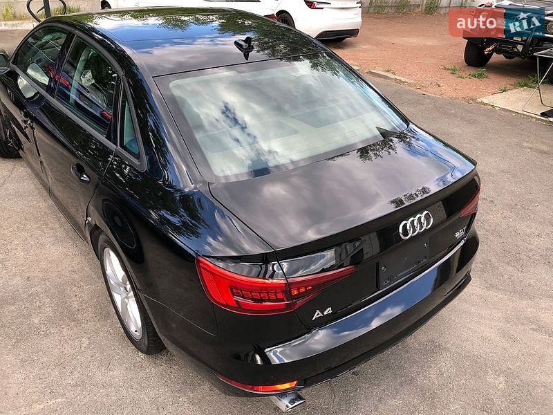 Седан Audi A4 2017 в Ирпене
