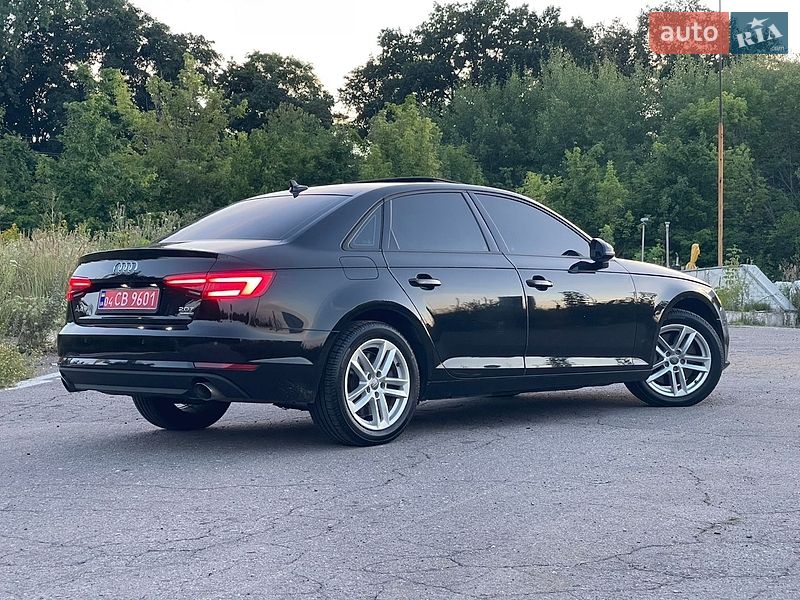 Седан Audi A4 2016 в Харькове