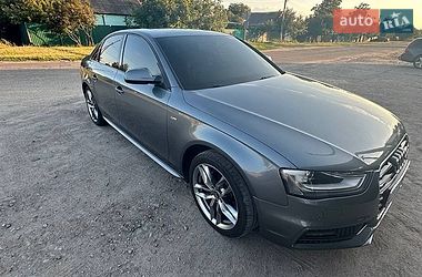 Седан Audi A4 2015 в Запорожье