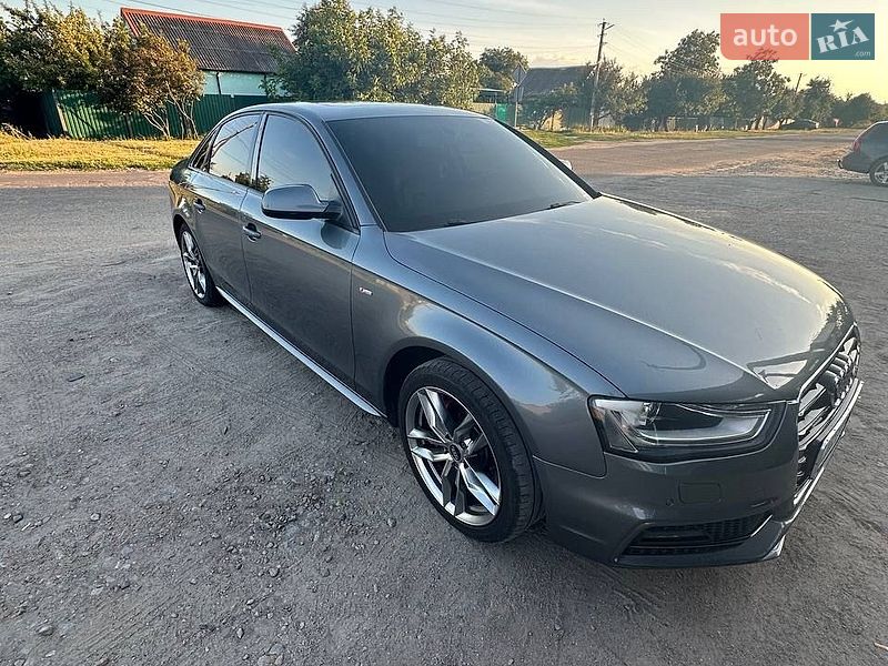 Седан Audi A4 2015 в Запорожье