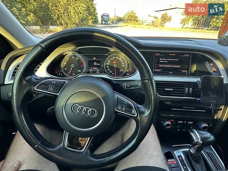Седан Audi A4 2015 в Запорожье