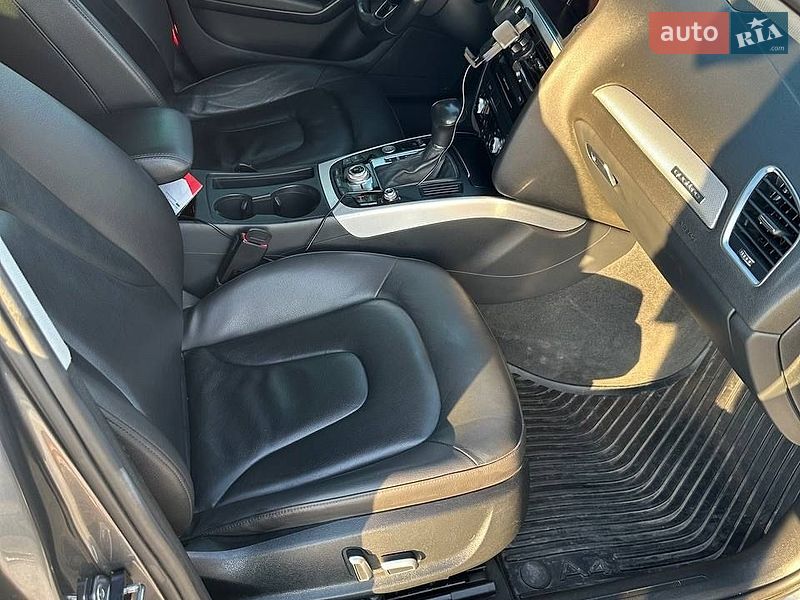 Седан Audi A4 2015 в Запорожье