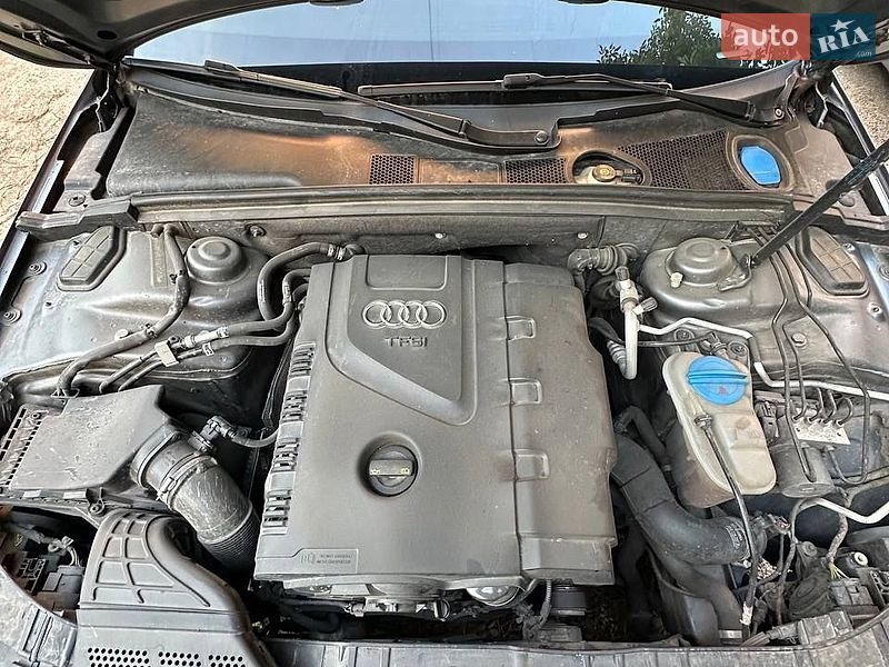 Седан Audi A4 2015 в Запорожье