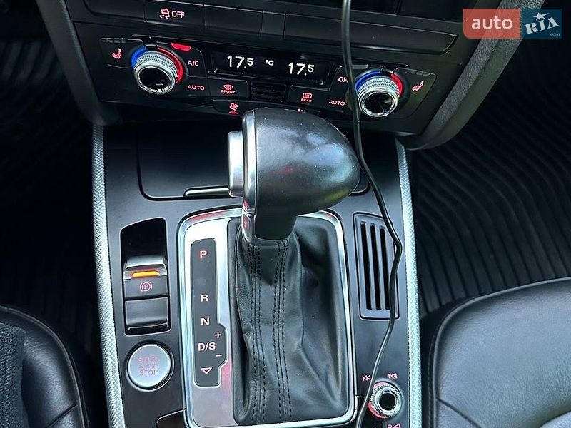 Седан Audi A4 2015 в Запорожье