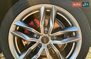 Седан Audi A4 2015 в Запорожье