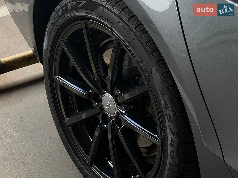 Седан Audi A4 2015 в Києві