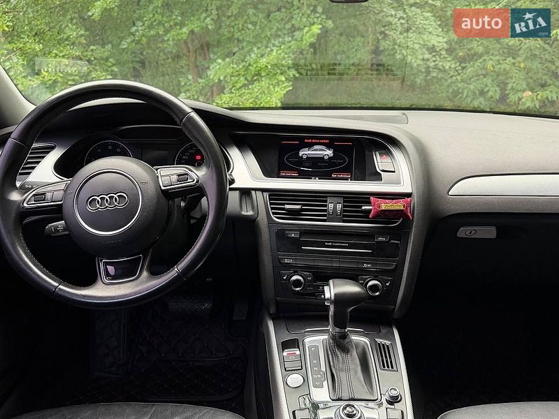 Седан Audi A4 2015 в Києві