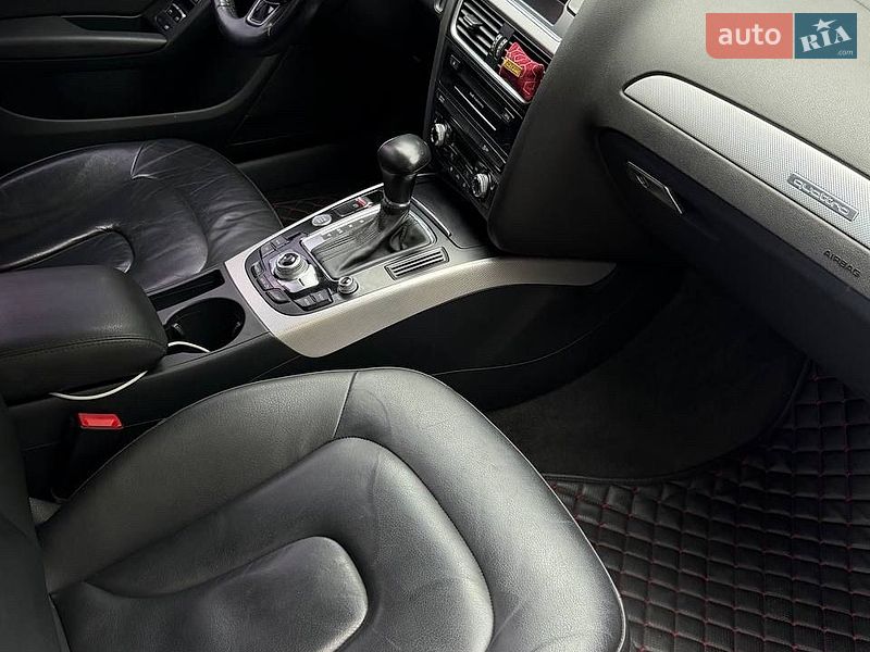 Седан Audi A4 2015 в Києві
