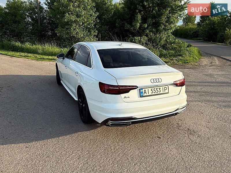 Седан Audi A4 2020 в Киеве