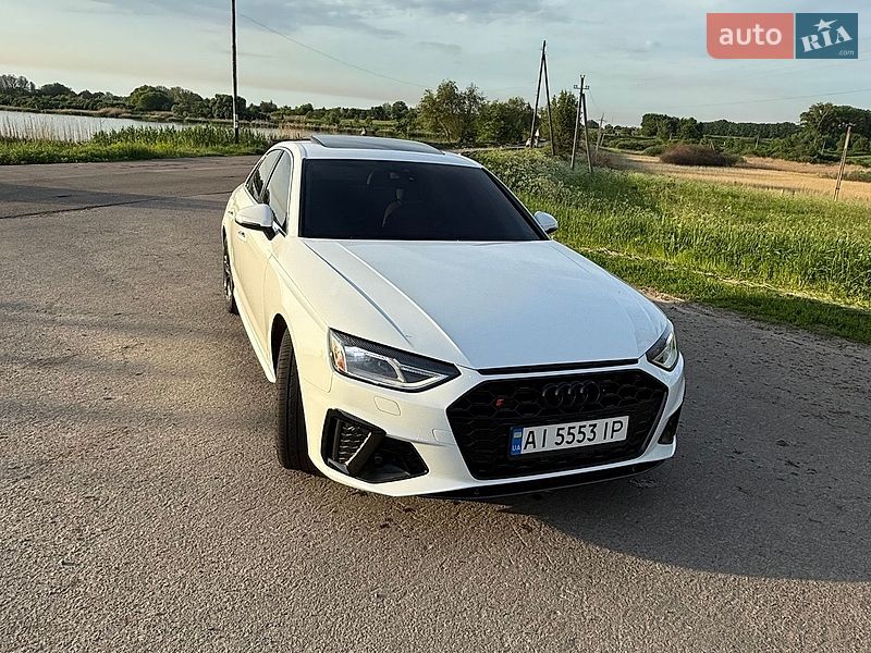 Седан Audi A4 2020 в Киеве
