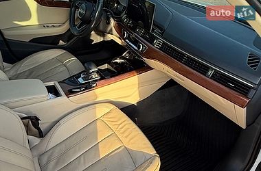 Седан Audi A4 2020 в Киеве