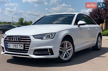Седан Audi A4 2016 в Киеве