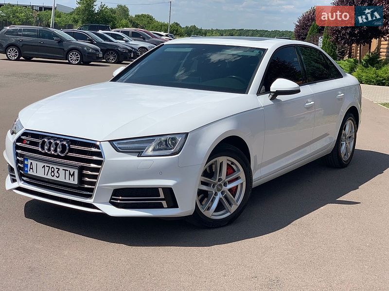 Седан Audi A4 2016 в Киеве