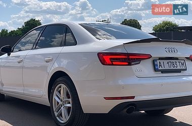Седан Audi A4 2016 в Киеве