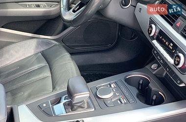 Седан Audi A4 2016 в Киеве