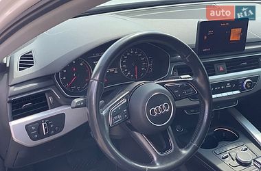 Седан Audi A4 2016 в Киеве