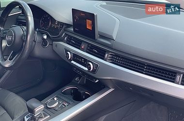 Седан Audi A4 2016 в Киеве