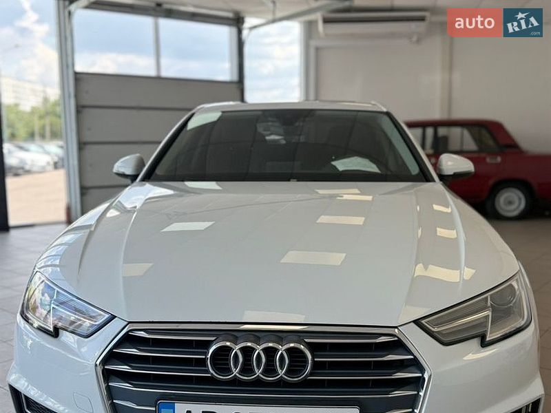 Audi A4 2018 Audi A4 2018