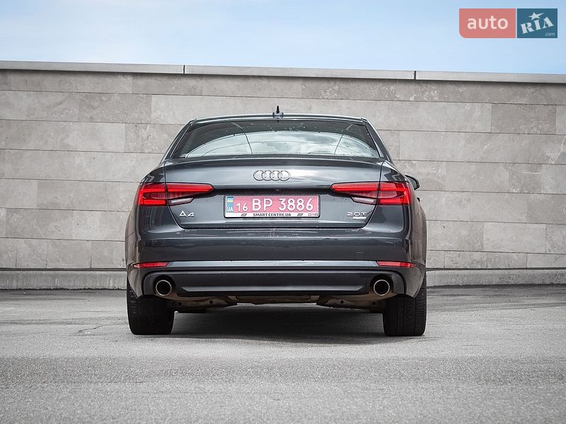 Седан Audi A4 2016 в Киеве
