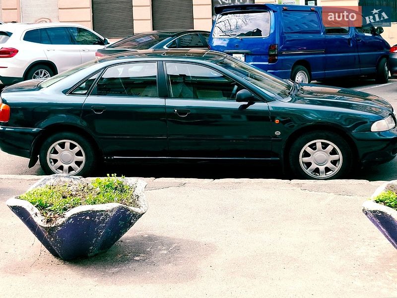 Седан Audi A4 1995 в Одесі фото 4 Седан Audi A4 1995 в Одесі