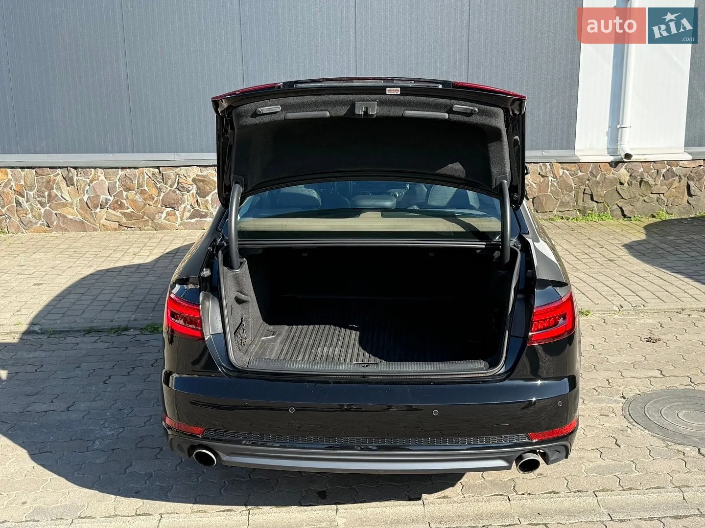 2017 Audi A4 - мініатюра 12