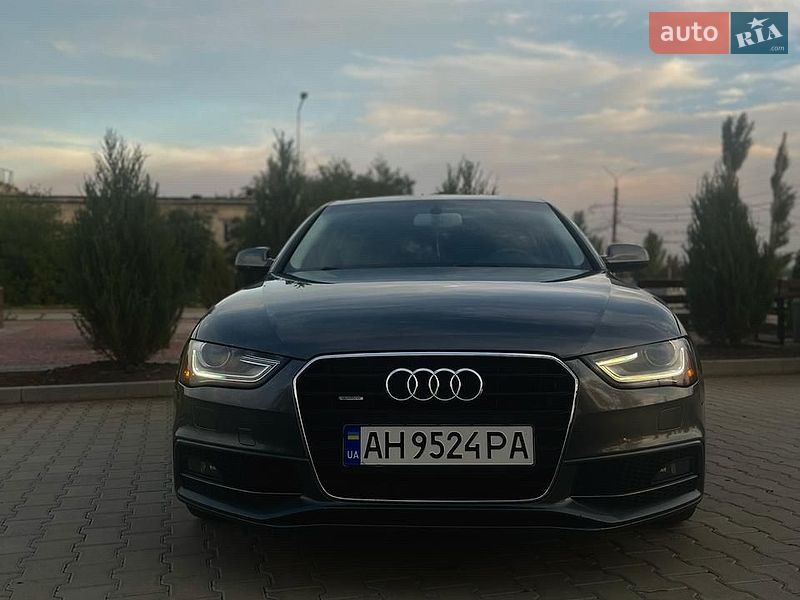 Седан Audi A4 2014 в Дніпрі