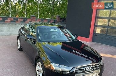 Седан Audi A4 2012 в Рівному
