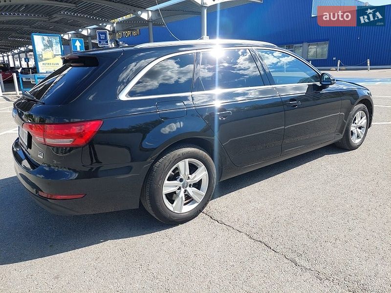 Універсал Audi A4 2017 в Львові