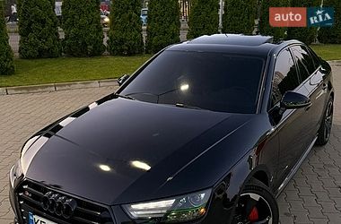 Седан Audi A4 2017 в Киеве