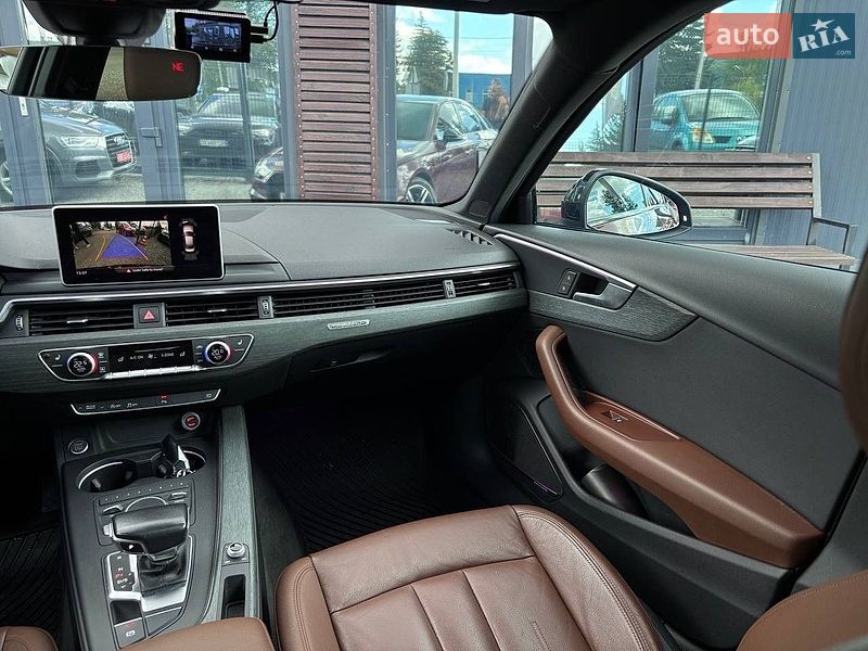 Седан Audi A4 2017 в Львові