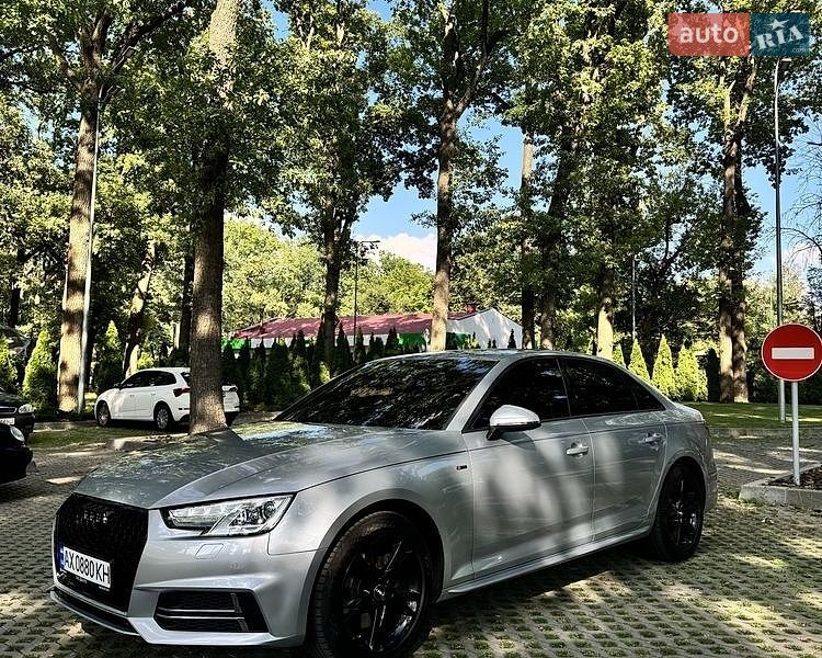 Седан Audi A4 2018 в Харькове