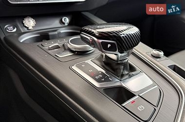Седан Audi A4 2016 в Львове