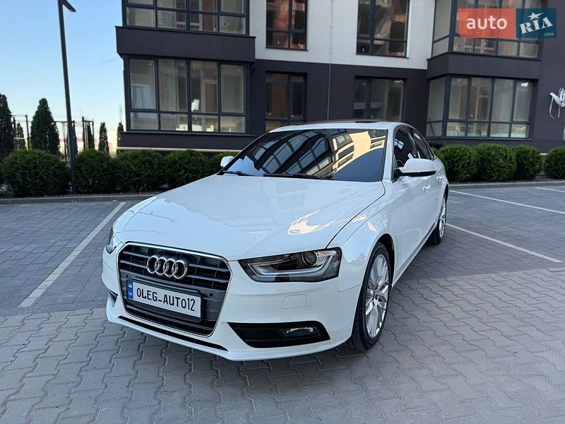 Седан Audi A4 2015 в Городке фото Седан Audi A4 2015 в Городке