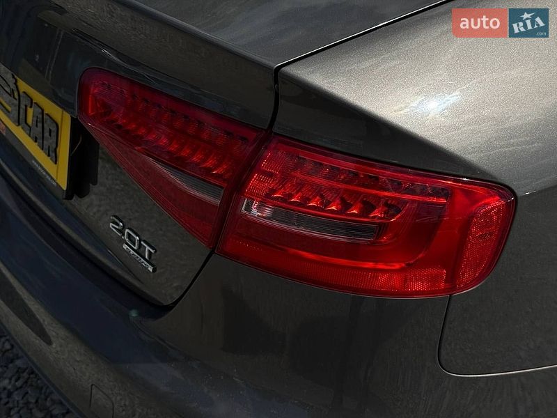 Седан Audi A4 2014 в Львові