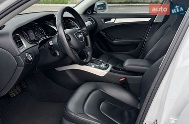 Седан Audi A4 2013 в Харкові