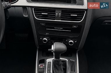 Седан Audi A4 2013 в Харкові