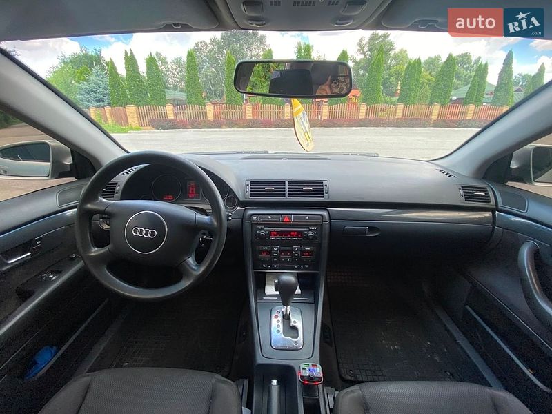 Седан Audi A4 2001 в Дніпрі