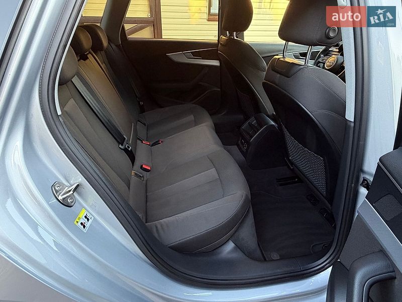 Універсал Audi A4 2018 в Новому Розділі
