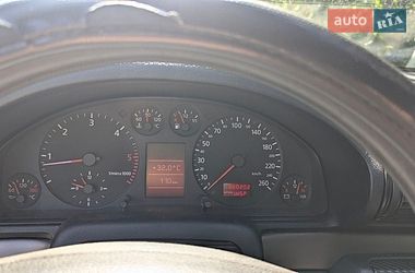 Универсал Audi A4 1998 в Маневичах