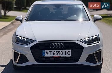 Седан Audi A4 2019 в Ивано-Франковске