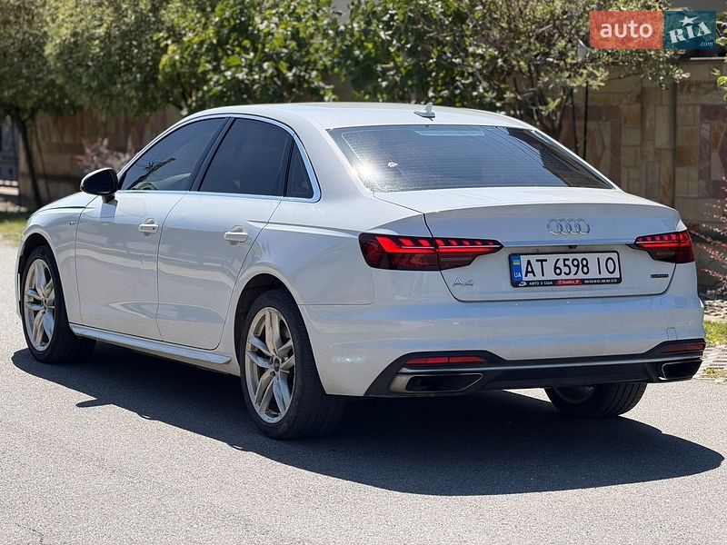 Седан Audi A4 2019 в Ивано-Франковске