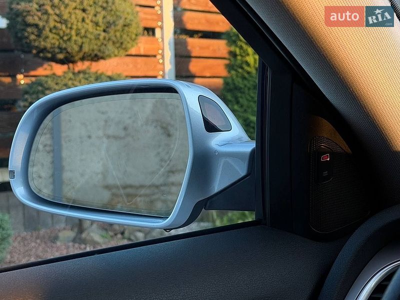 Седан Audi A4 2015 в Стрию