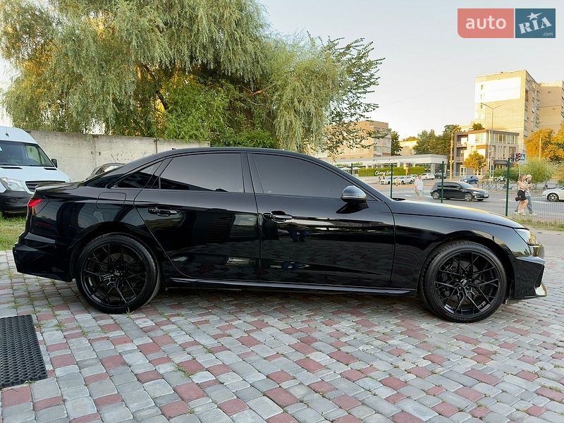 Седан Audi A4 2020 в Вінниці